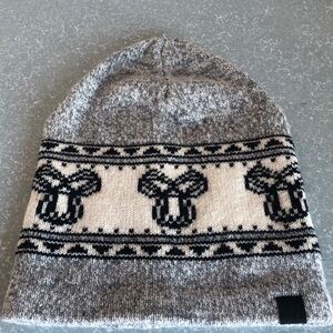 TNA Lambswool toque